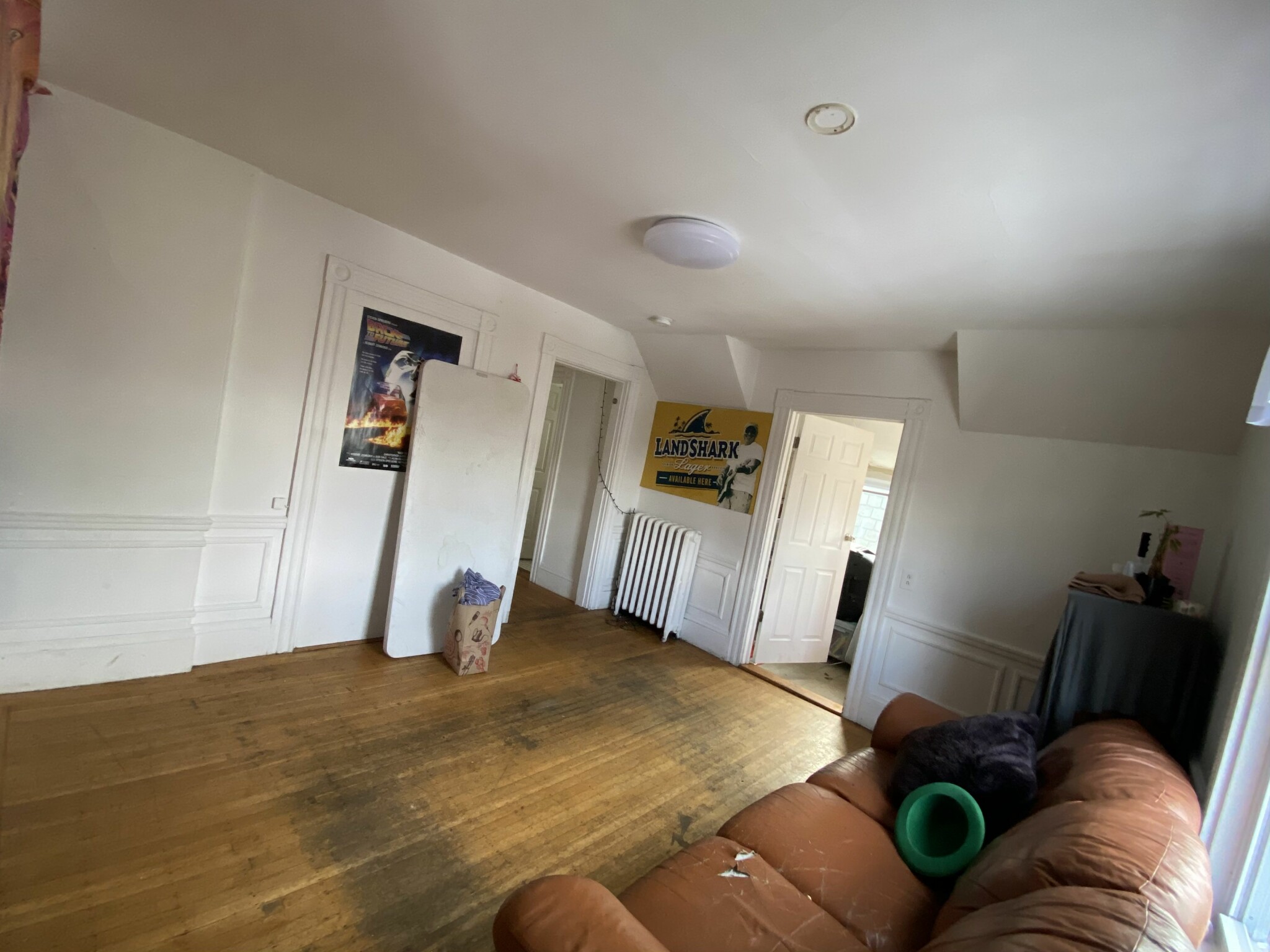 5 bed, 1.5 bath apartment for rent at 26 Ashford St Unit 8, Allston — photo 6 of 9