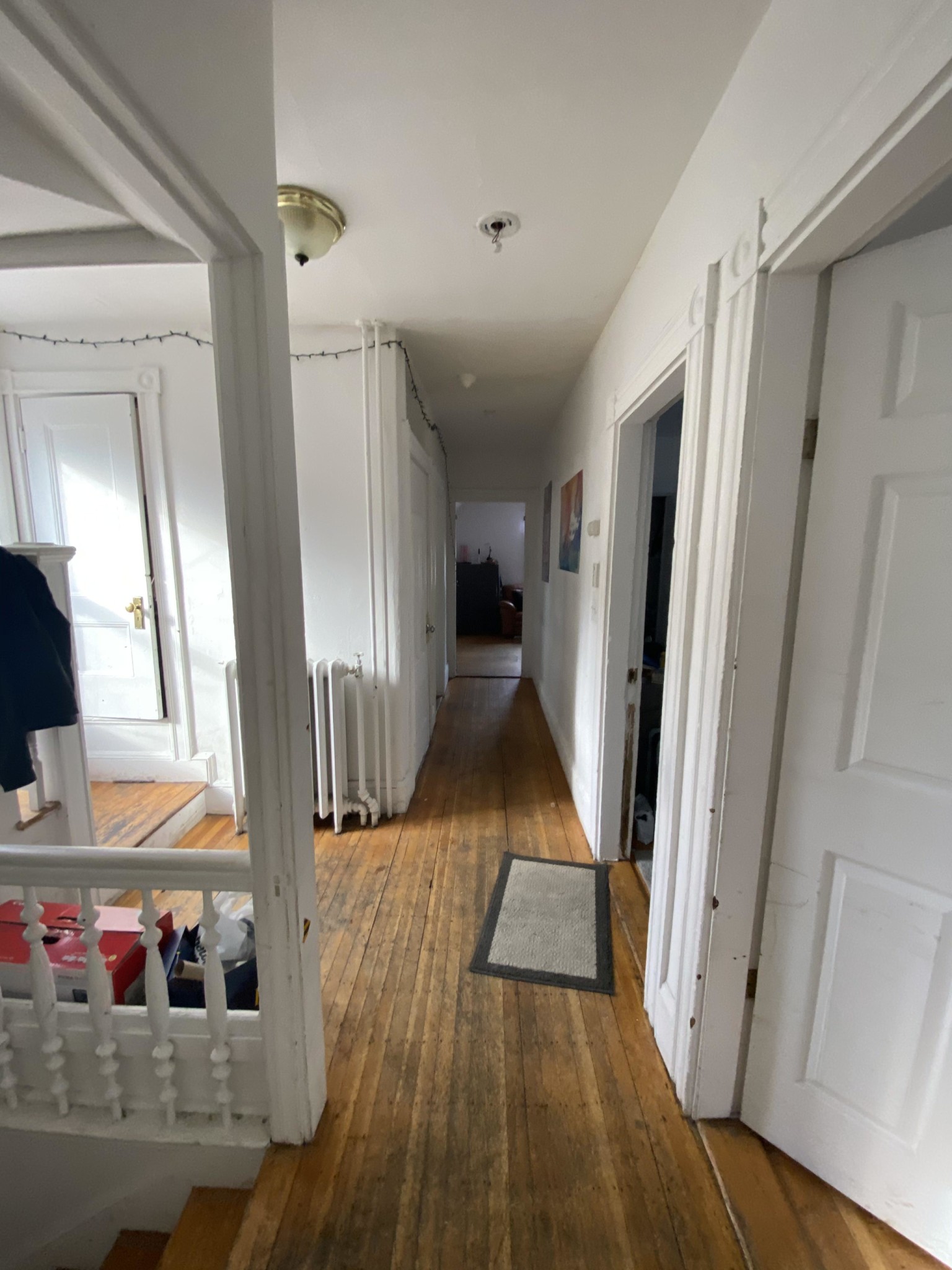 5 bed, 1.5 bath apartment for rent at 26 Ashford St Unit 8, Allston — photo 2 of 9