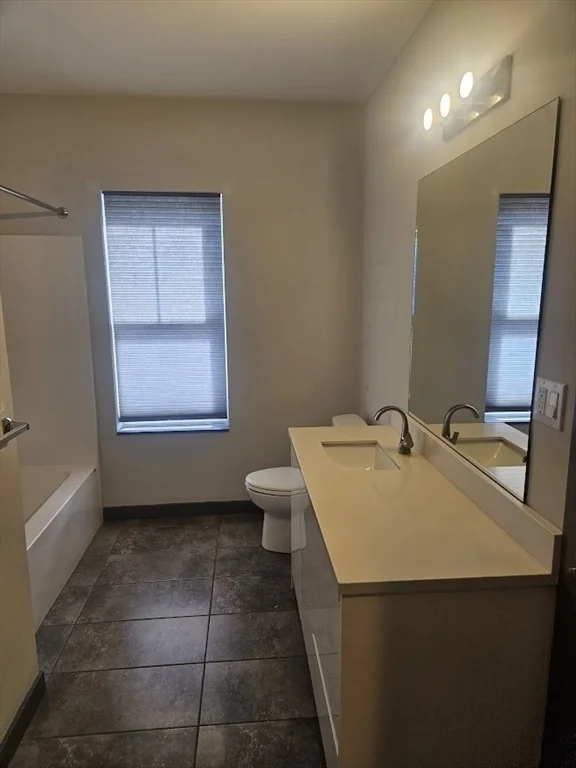 145 Newbury Ave, Quincy