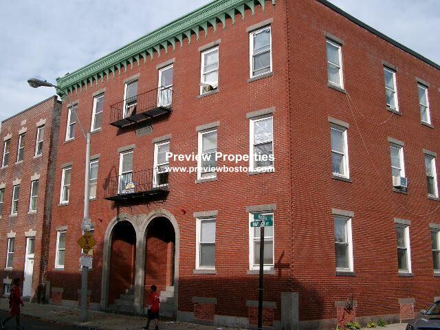 212 Maverick St, East Boston