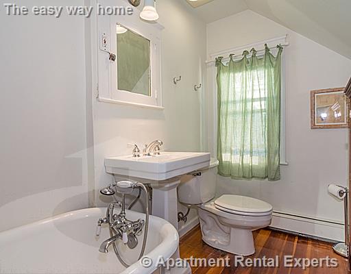 108 Bowdoin St, Tufts