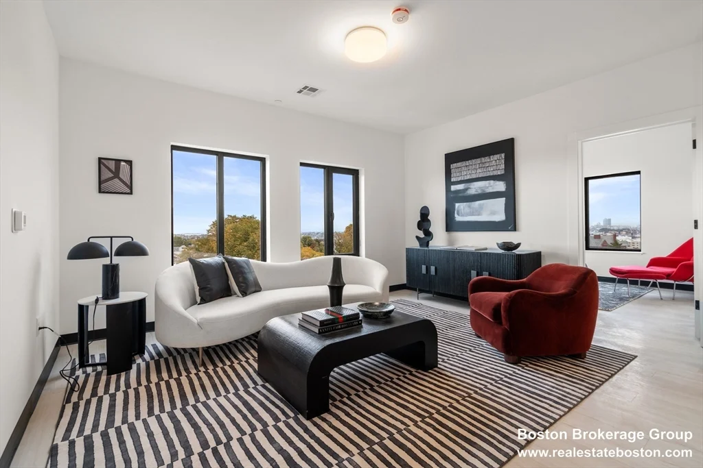 600 Broadway, South Boston