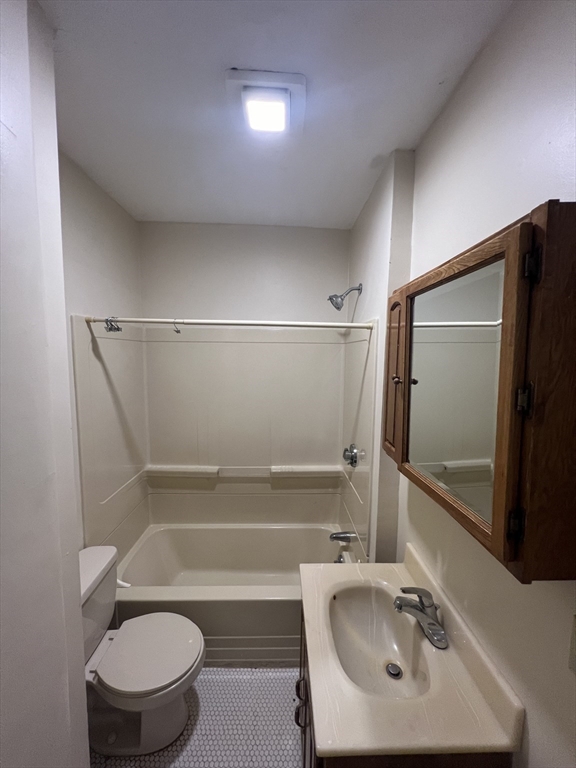 59 Dewey Rd, Braintree