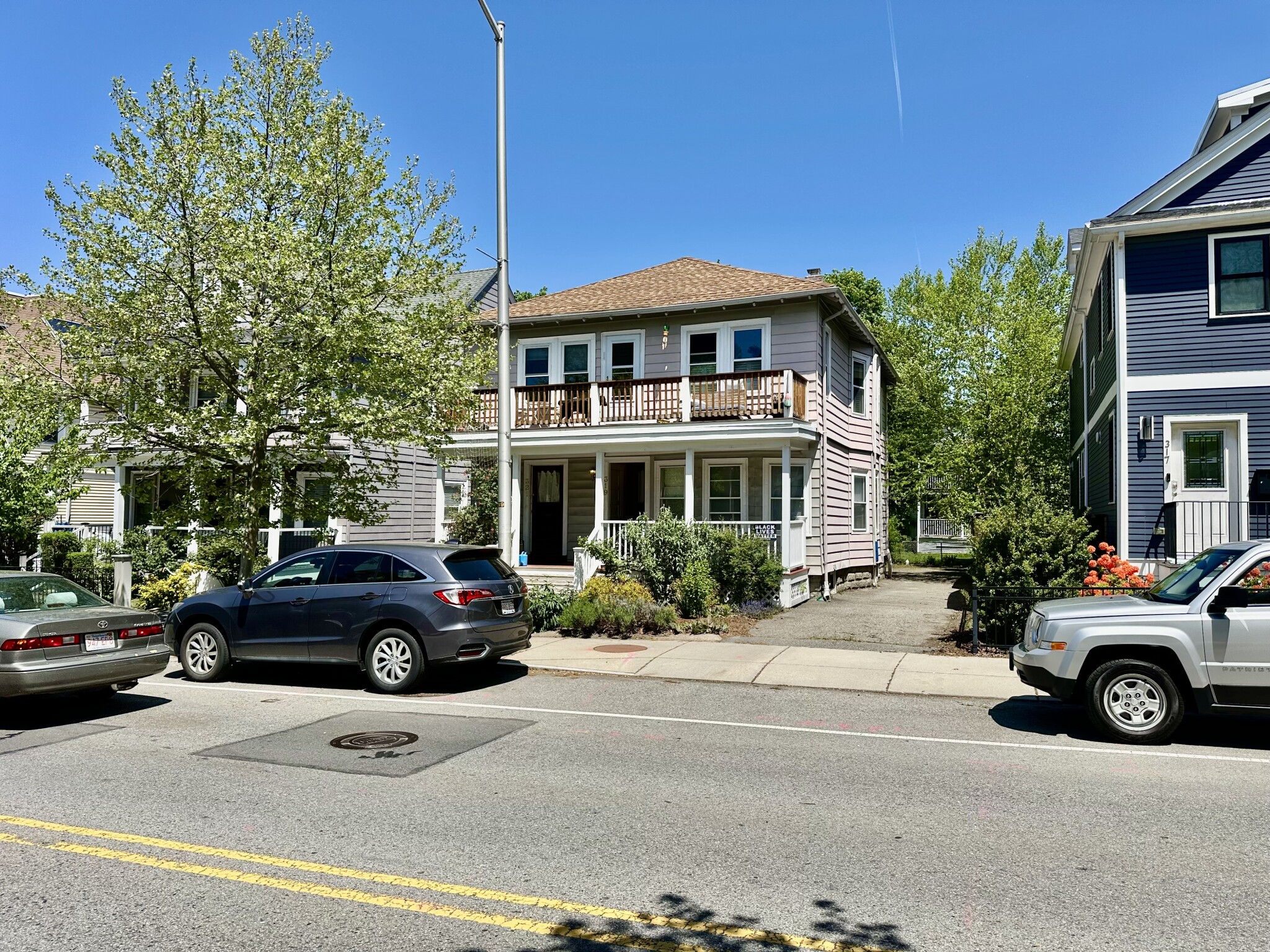 319 Concord Ave, Neighborhood Nine