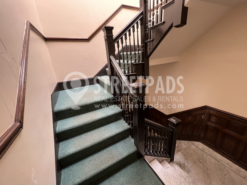 19 Fairbanks St, Griggs Park