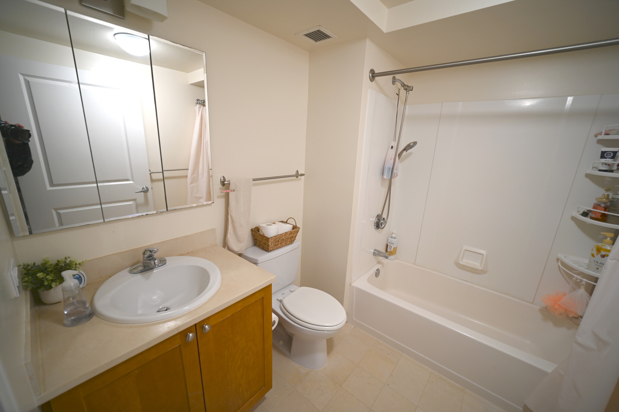 77 Marion St, Coolidge Corner