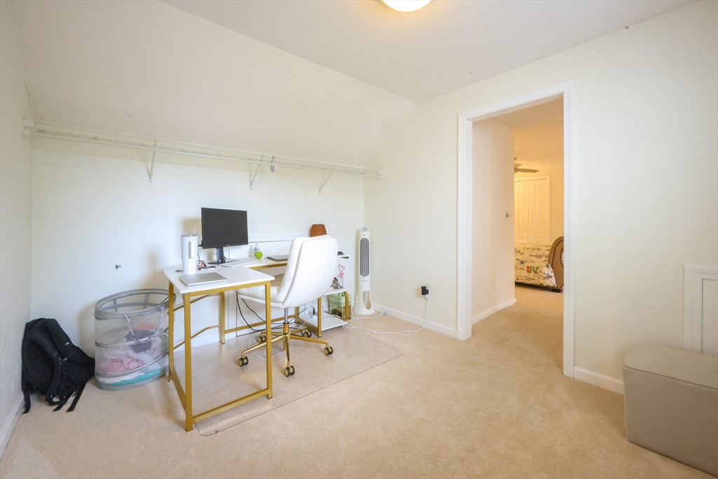 52 Galway Dr, North Attleboro