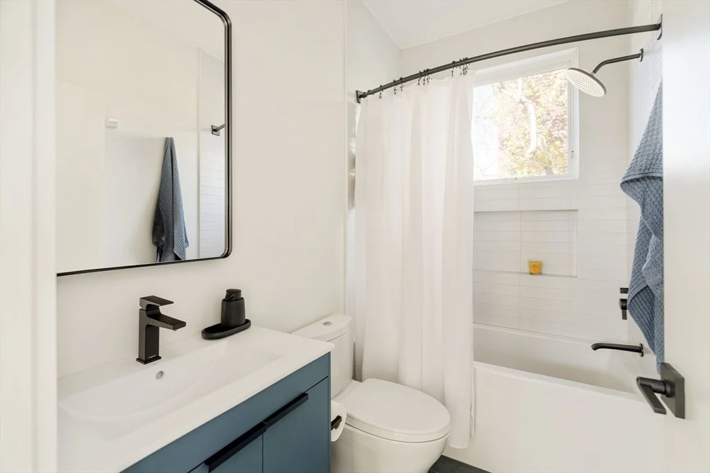 205 Pearl St, Cambridgeport