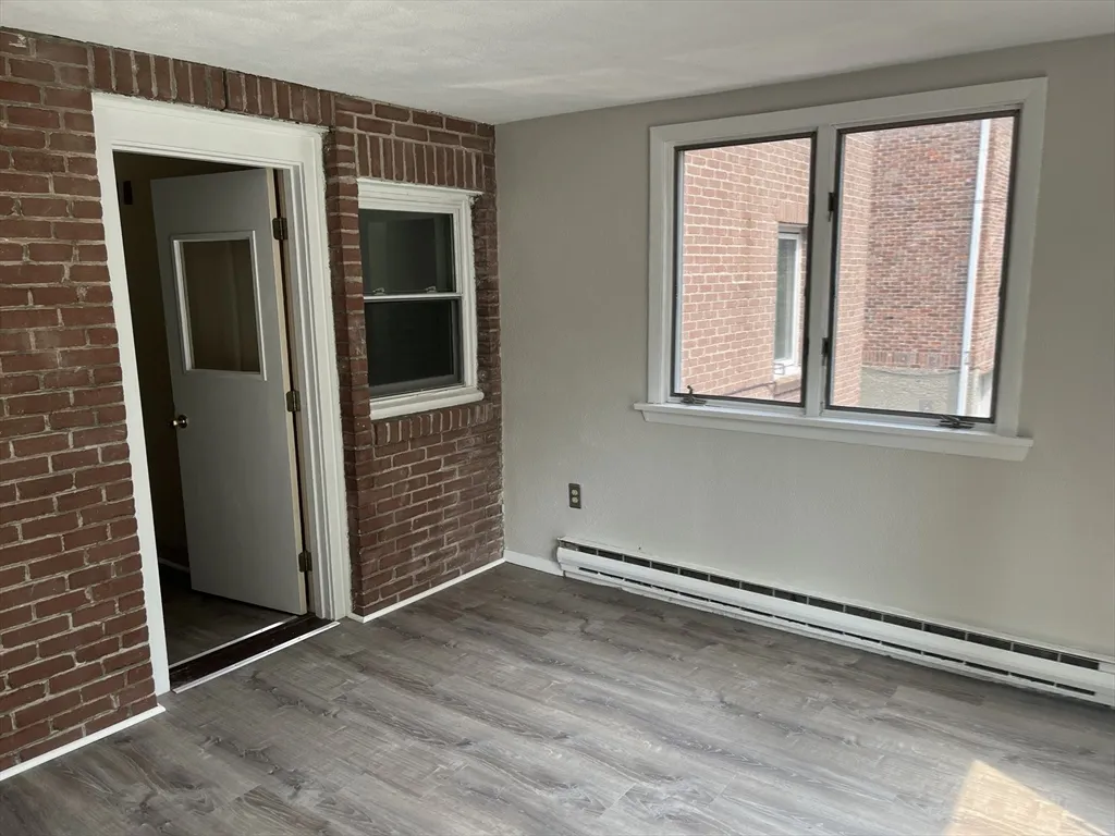 744 Boylston St, Back Bay