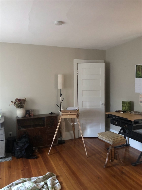 11 Banks St, Waltham