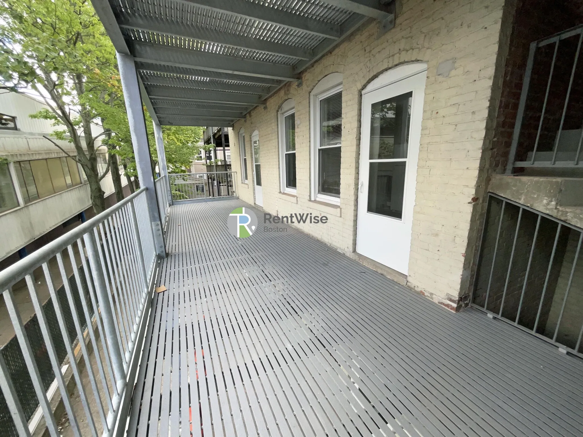 6 Barrows St, Allston