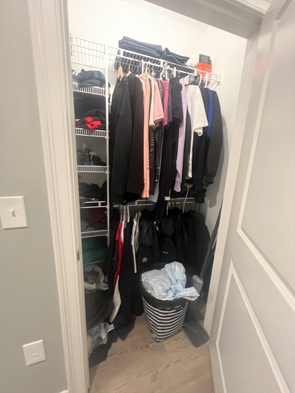 14 Yeamans St, Revere