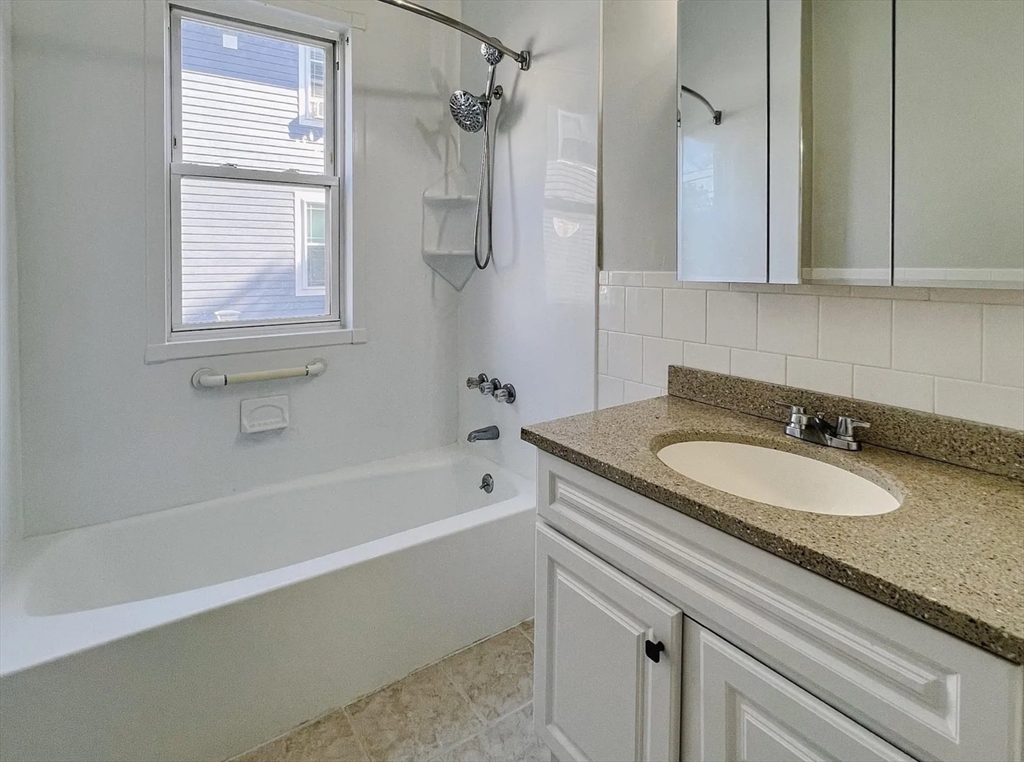 84 Greenwood St, Dorchester