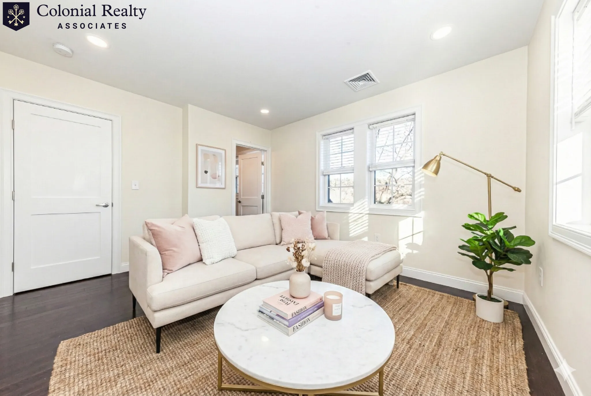 48 Caldwell Rd, West End