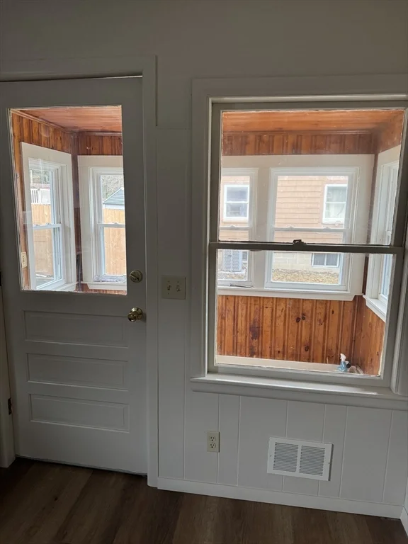 324 Lowell St, Peabody