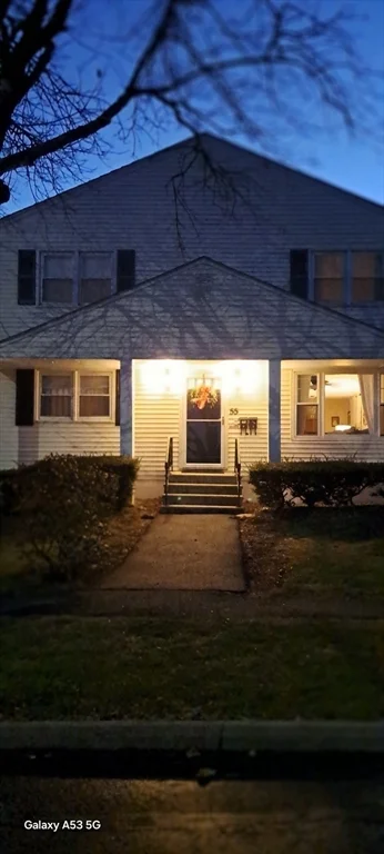 55 Wedgewood Rd, Tatnuck