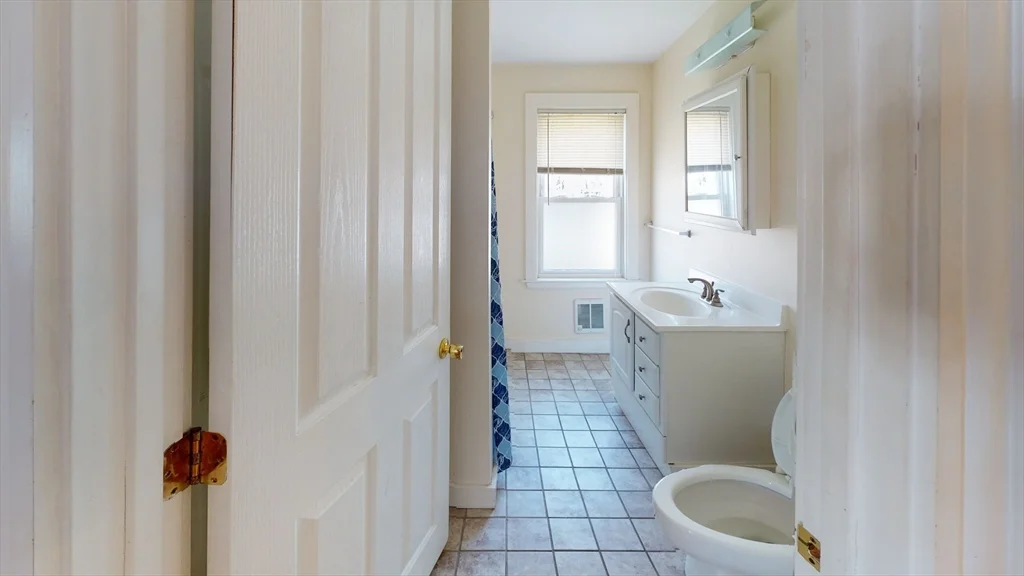 47 Fairbanks, Brighton