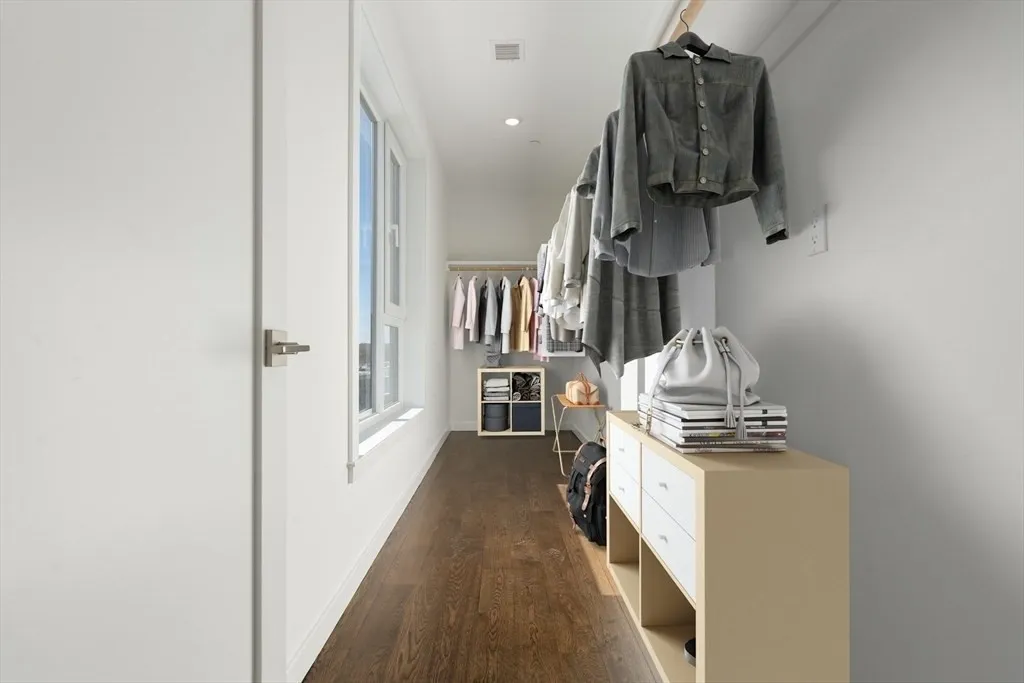 267 Old Colony Ave, South Boston