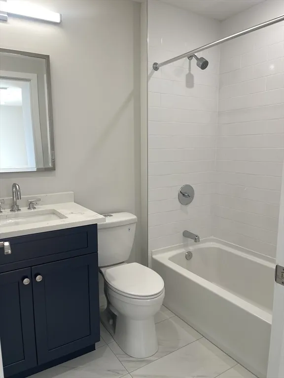 267 Old Colony Ave, South Boston