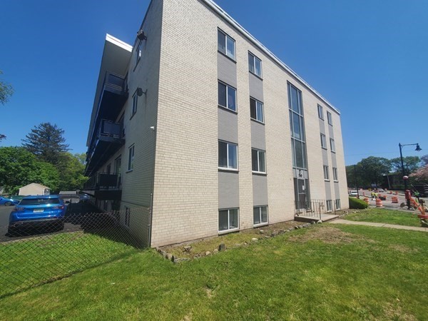 760 Cummins Highway, Mattapan