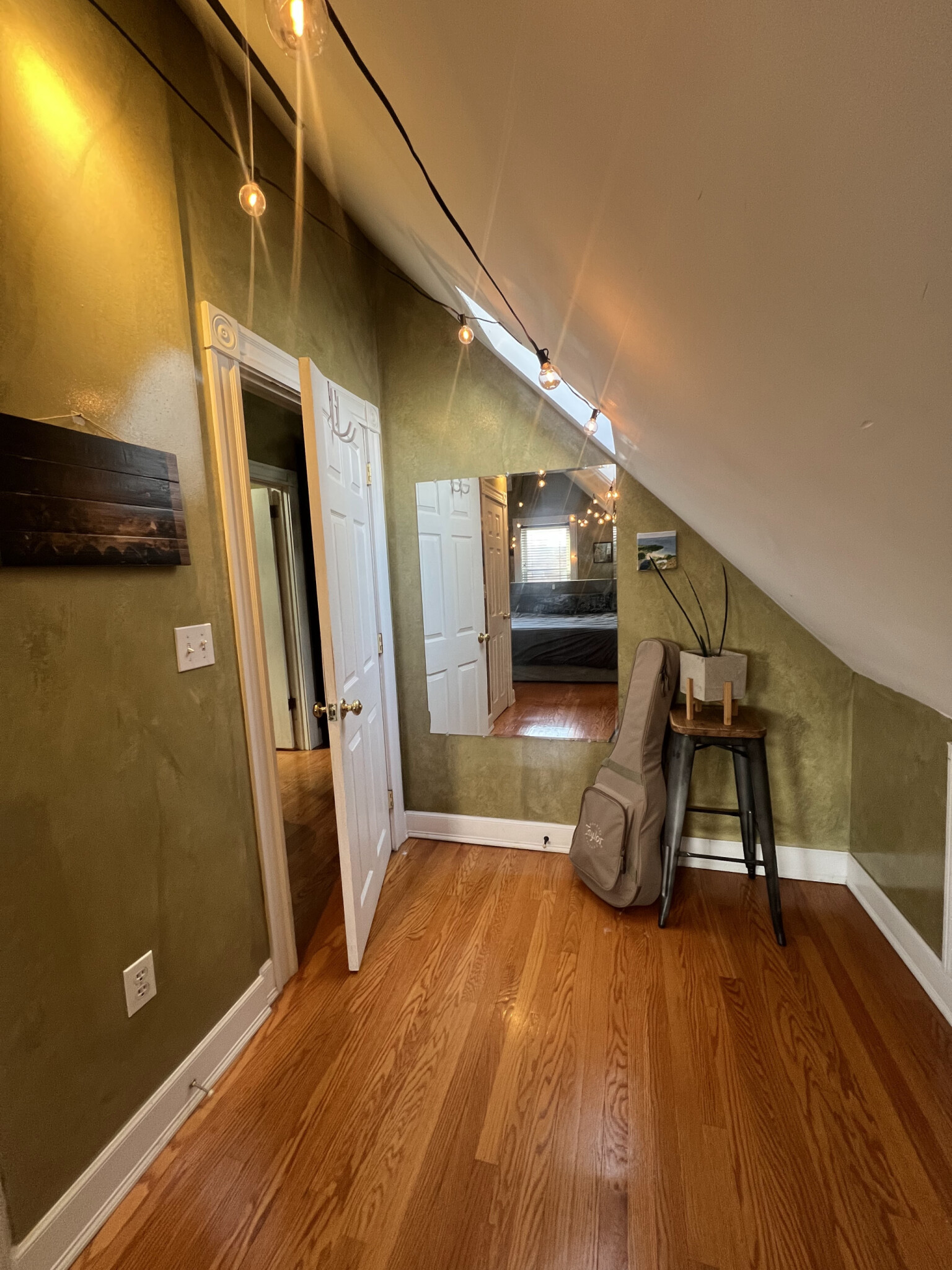 24 Ellington Rd, Powder House Square