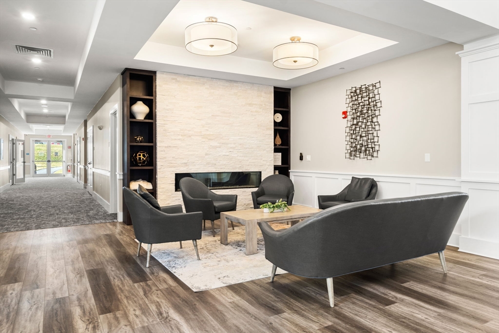 1410 Peters Farm Way, Westborough