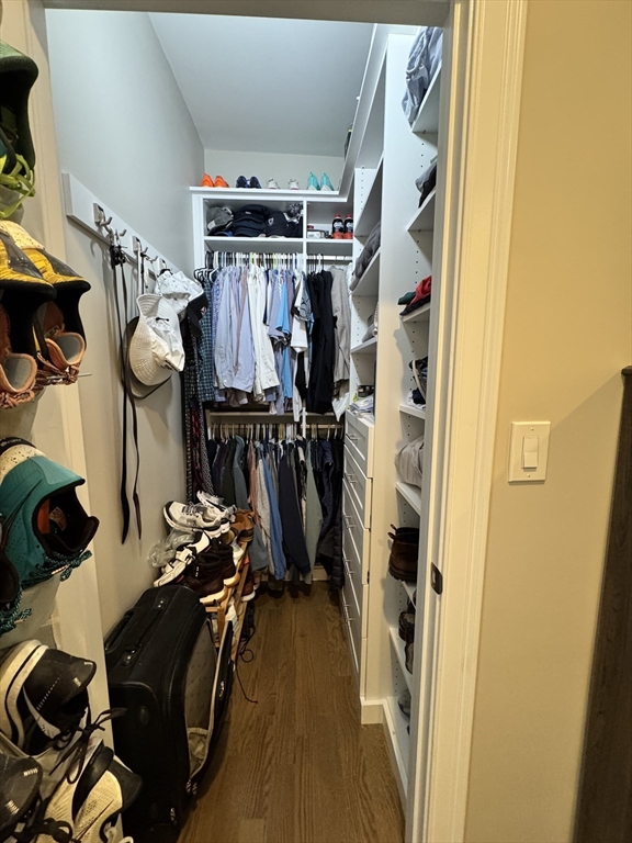 153 Everett St, East Boston