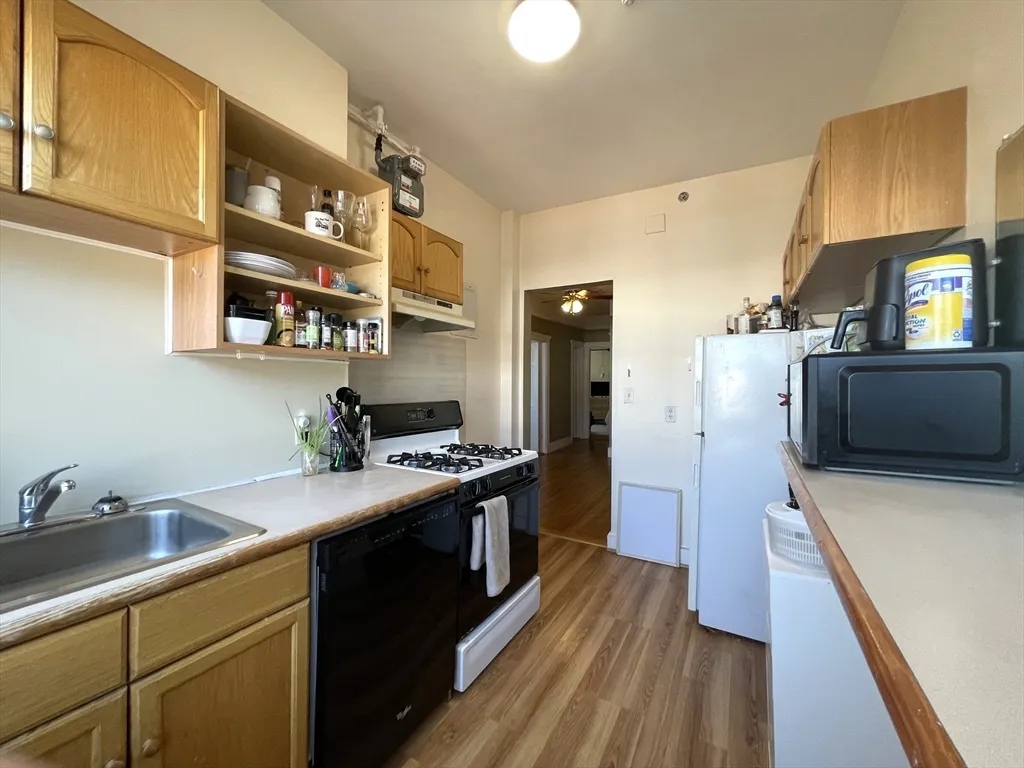 1691 Commonwealth Ave, Brighton