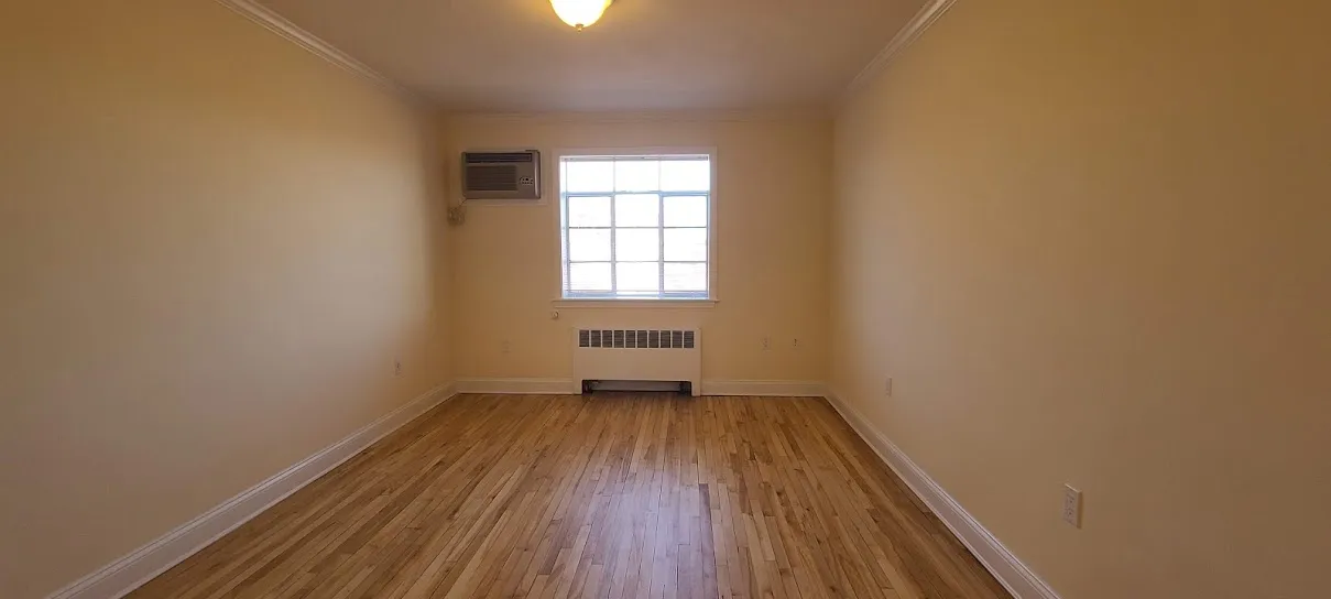 70 Saint Paul St, Coolidge Corner