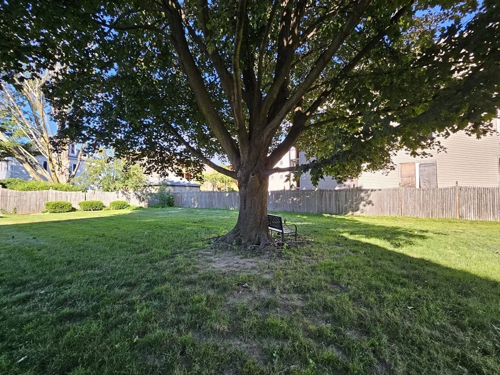 30 Bemis St, Chicopee