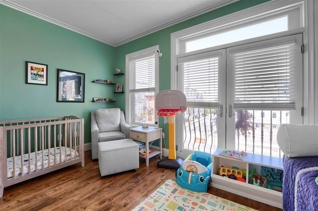 360-362 Dorchester St, South Boston