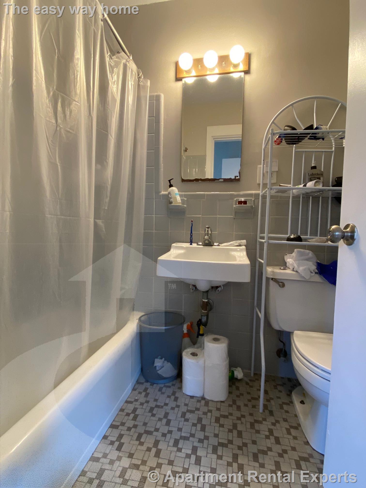 220 Banks St, Riverside