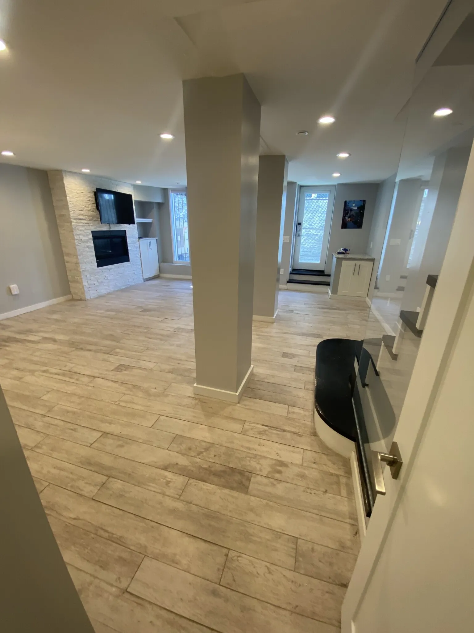 469 Massachusetts Ave, South End