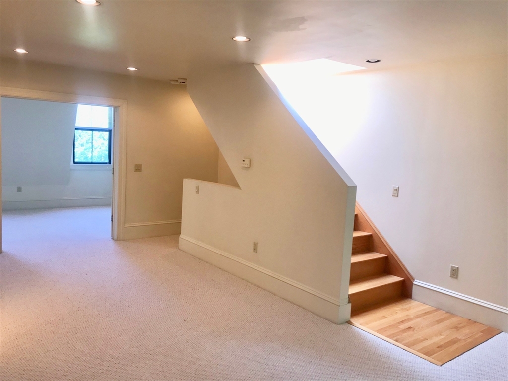 10 East Concord, South End