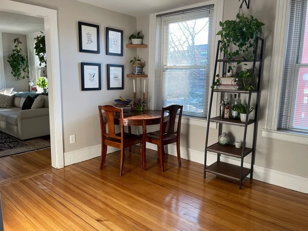 172 Sumner St, East Boston