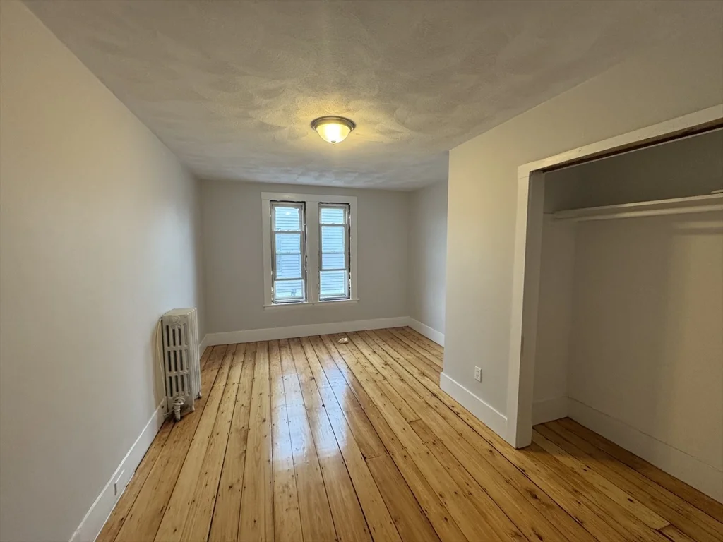 24 Foster St, Brighton