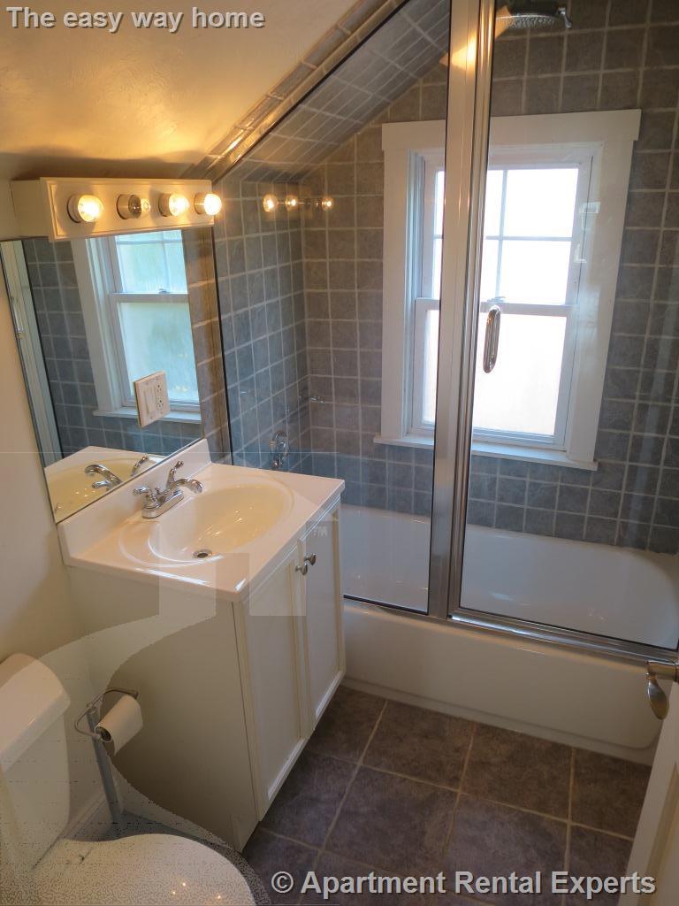 23 Lowell St, Porter Square