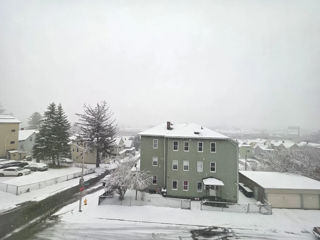 39 Harlem, Worcester