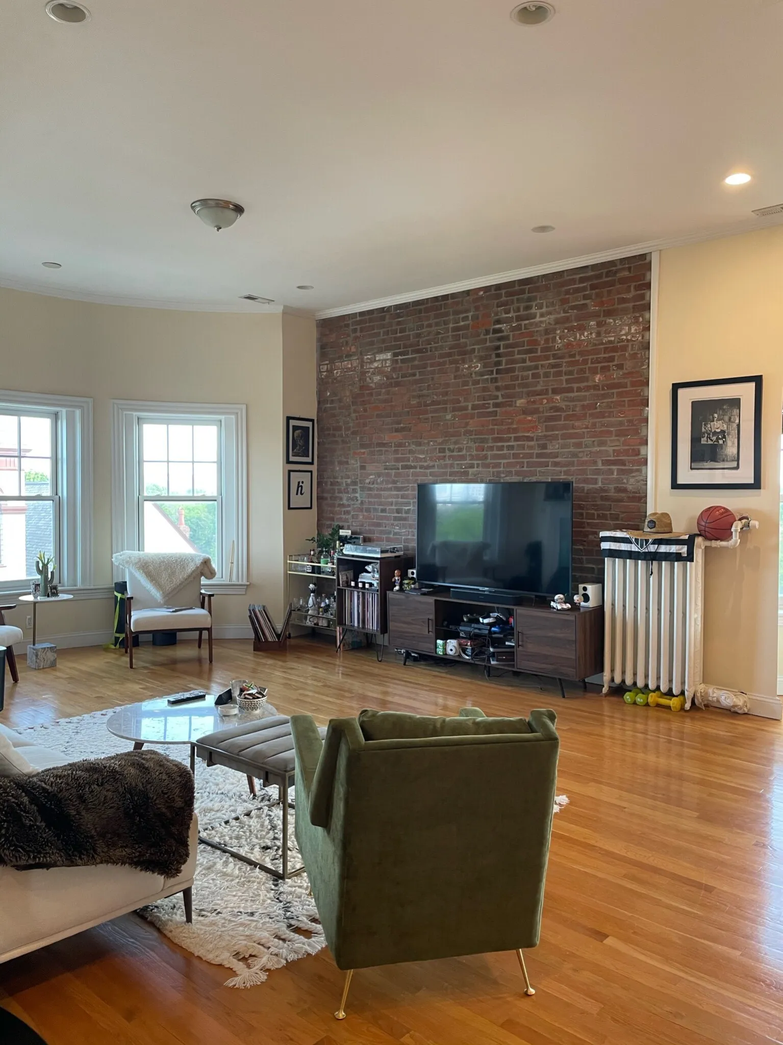 55 Magazine St, Cambridgeport