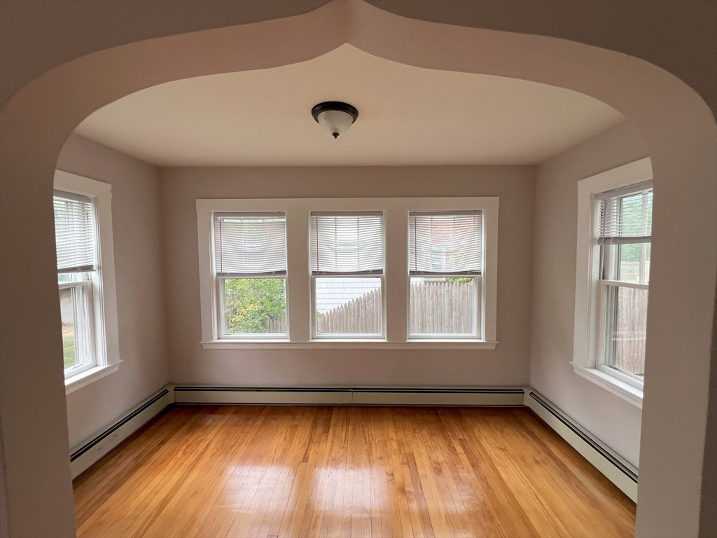 17-19 Maple St, Auburndale