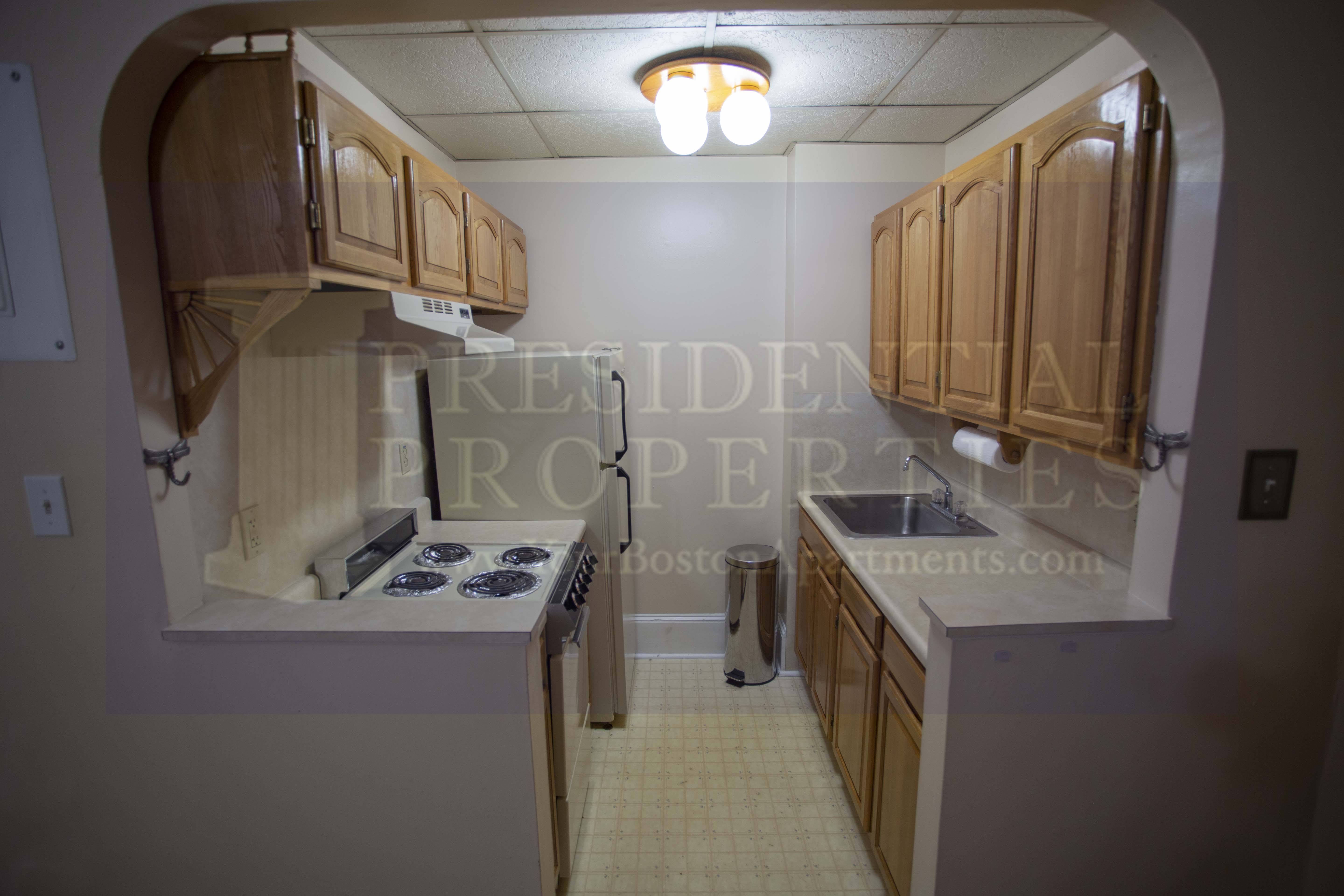 Studio bed, 1 bath apartment for rent at 37 Joy St Unit 2, Beacon Hill — photo 3 of 9