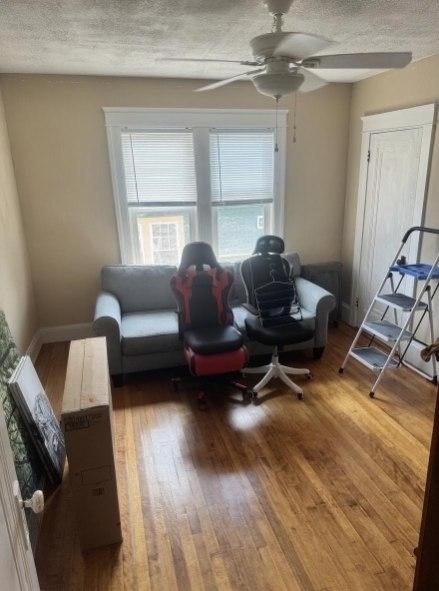 33 Barnes Ave, Worcester