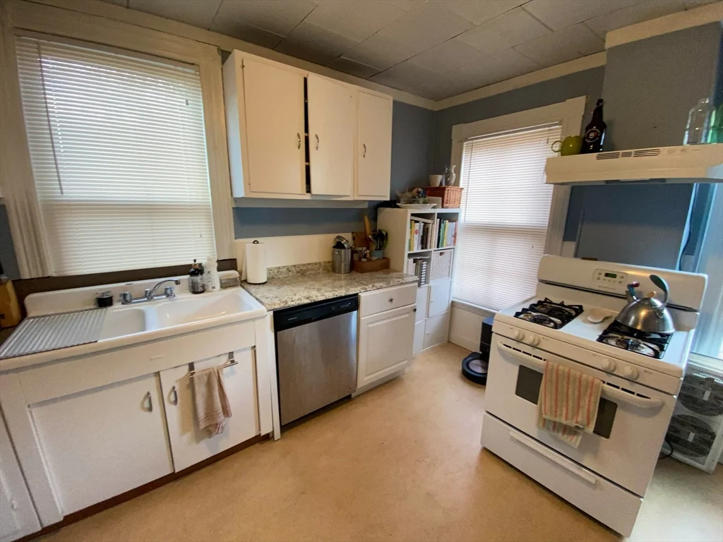 125 Brattle St, Arlington