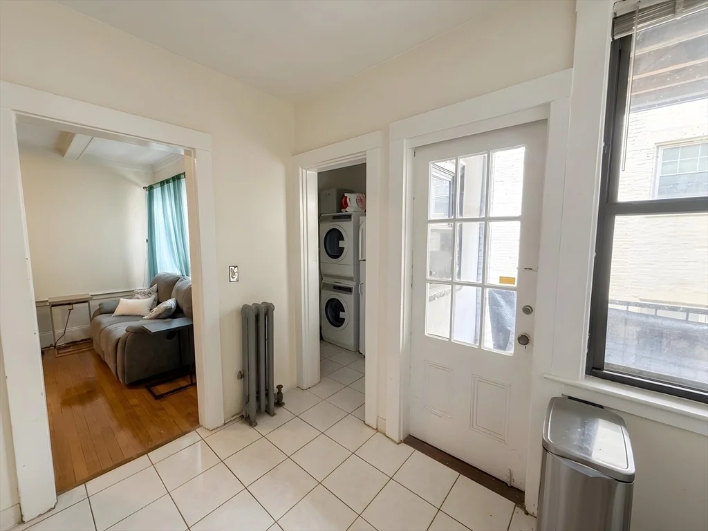 1472 Commonwealth Ave, Brighton