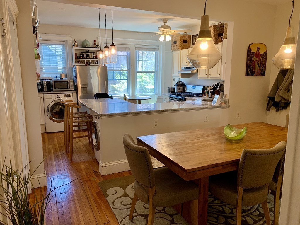 453 Washington St, Brookline