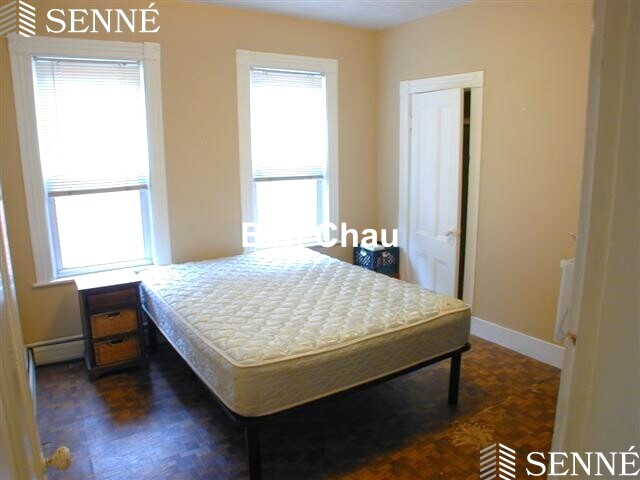 11 Thorndike St, Davis Square