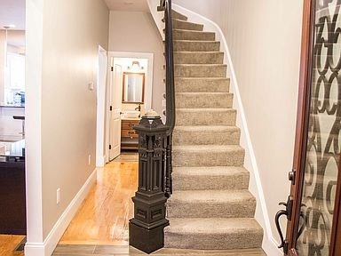 43 Old Harbor St, South Boston