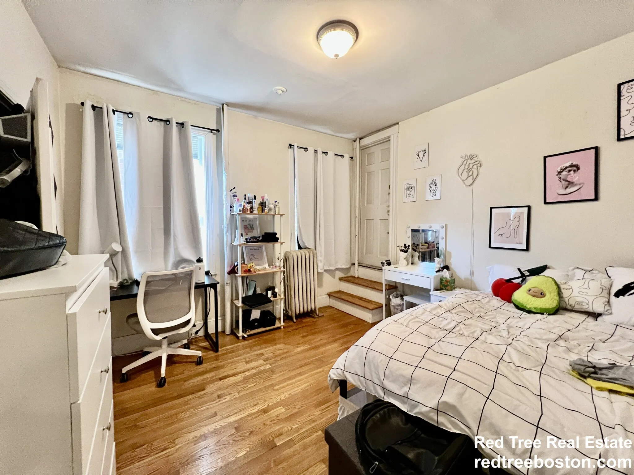 66 Egmont St, North Brookline