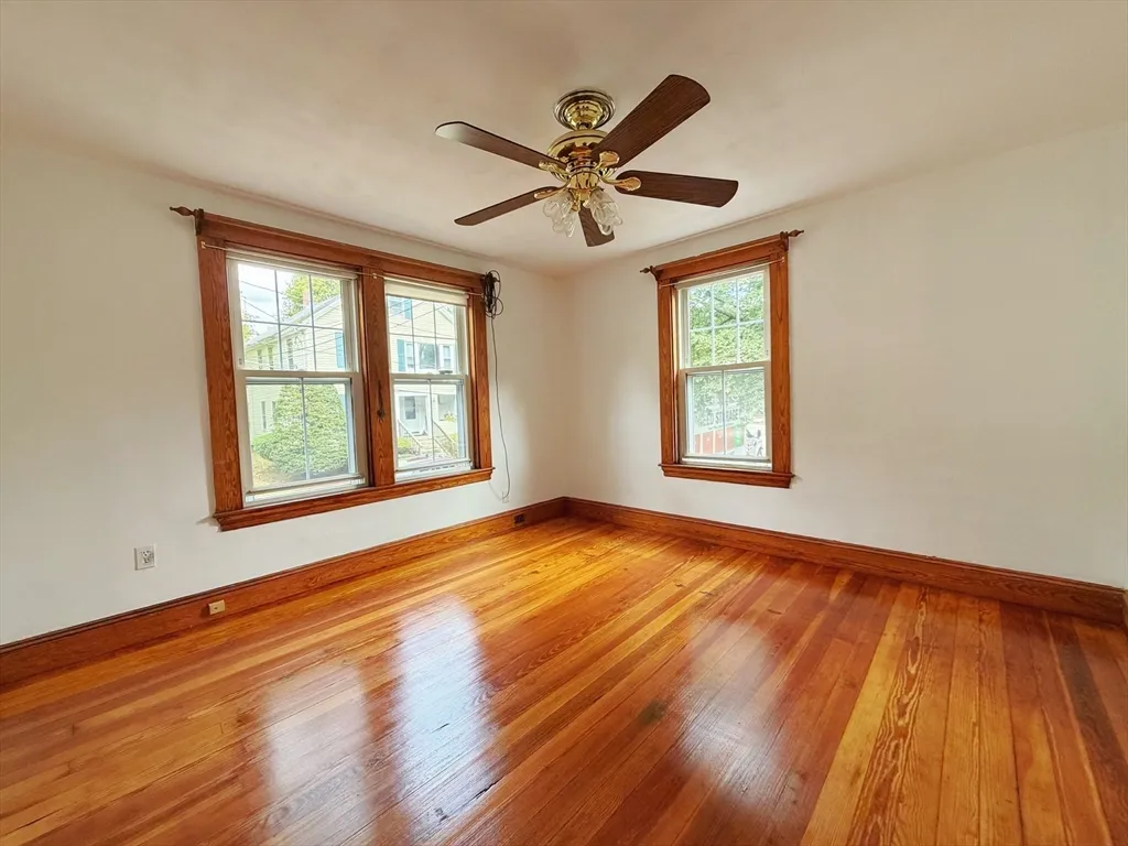 57 Harvard St Ext, Natick