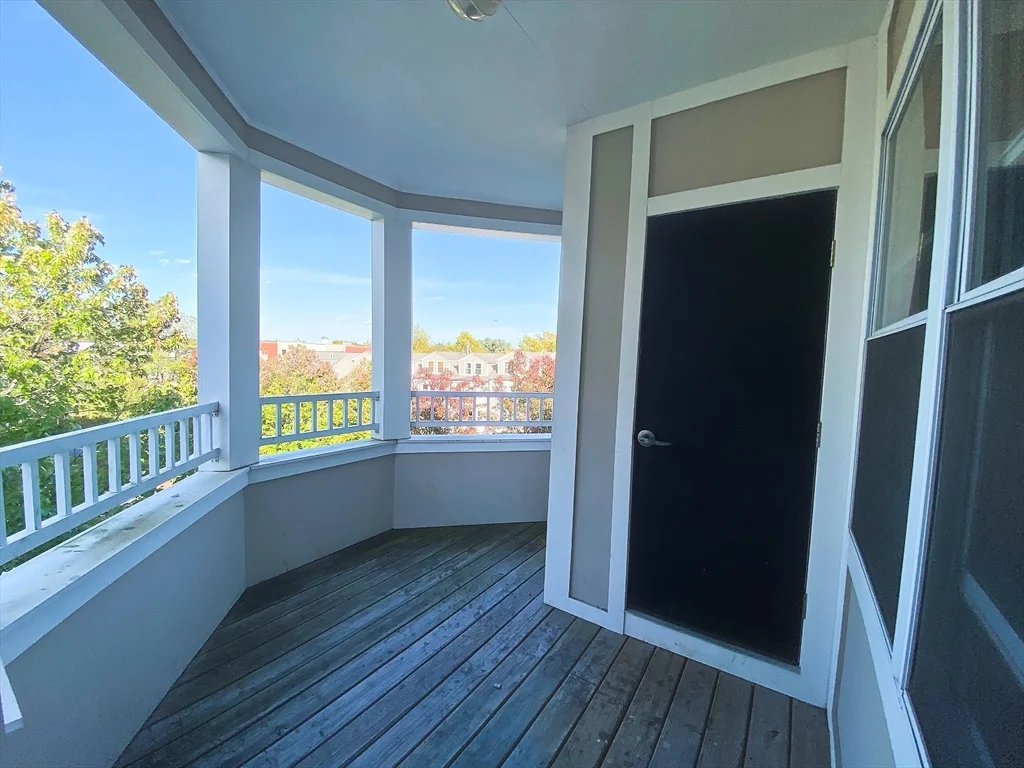 318 Rindge Ave, North Cambridge